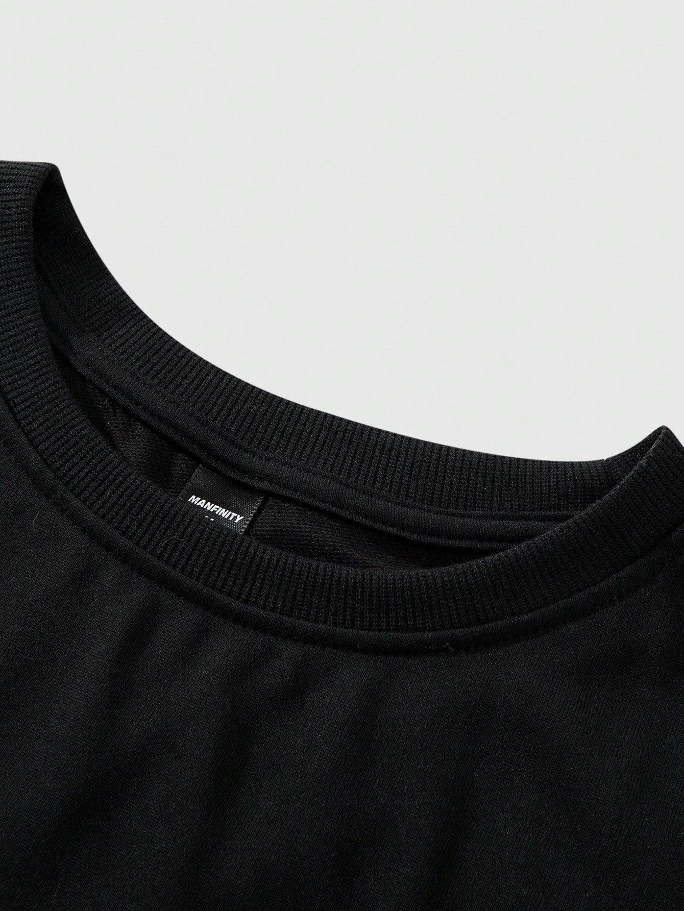 Manfinity Hypemode Men Letter Graphic Drop Shoulder Oversized Tee