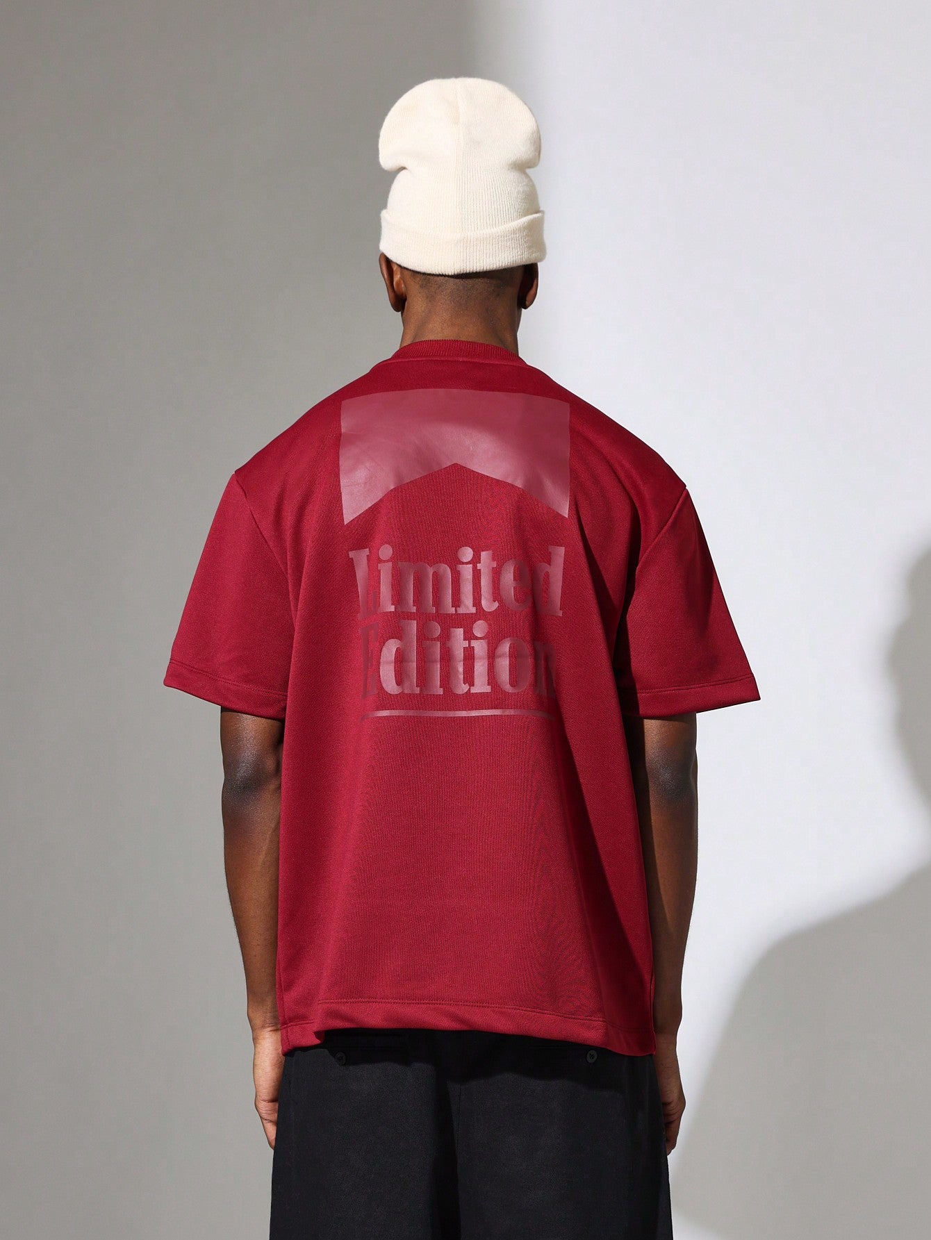 SUMWON Regular Fit Short Sleeve Tee with Limited Edition Graphic Print and Front Embroidery